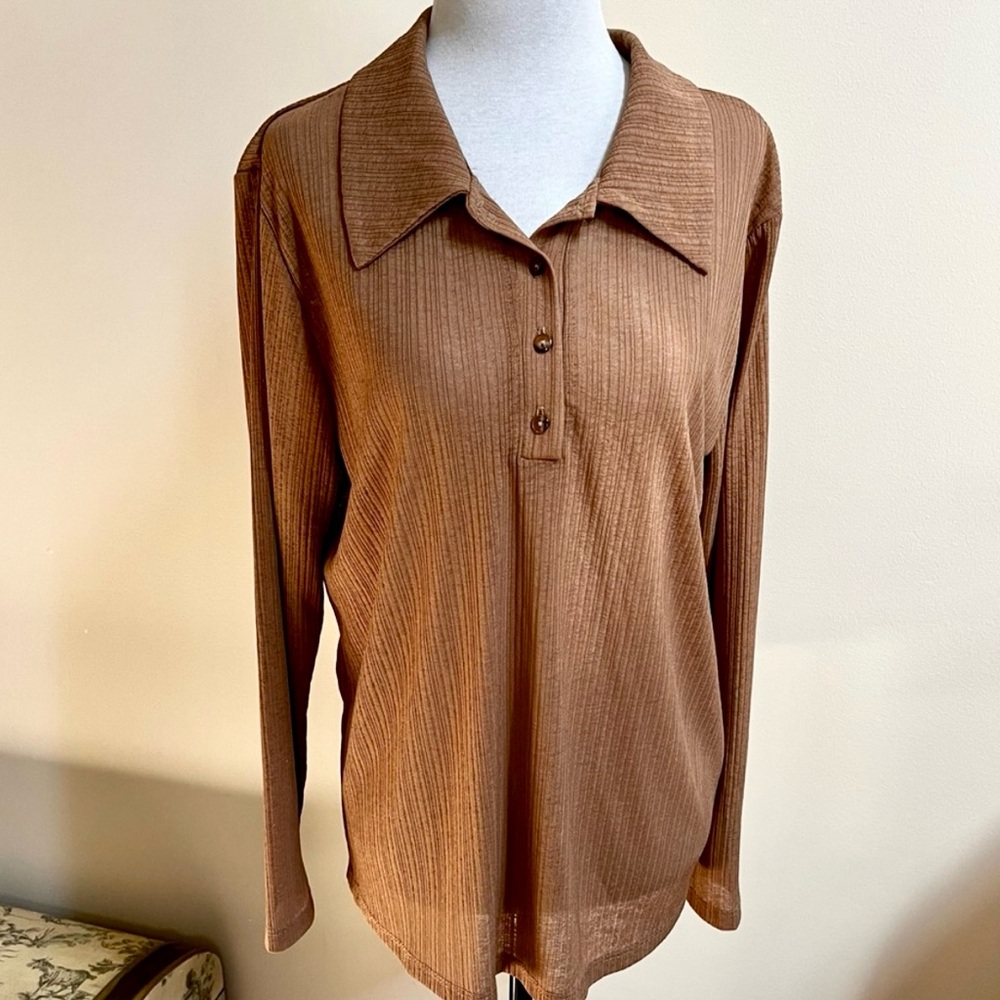 NWT-Addition Elle-Lightweight-Ribbed Top with Notched Collar~Size 16-Brown
